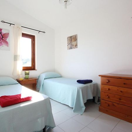 Oasi Apartment San Teodoro  Bagian luar foto