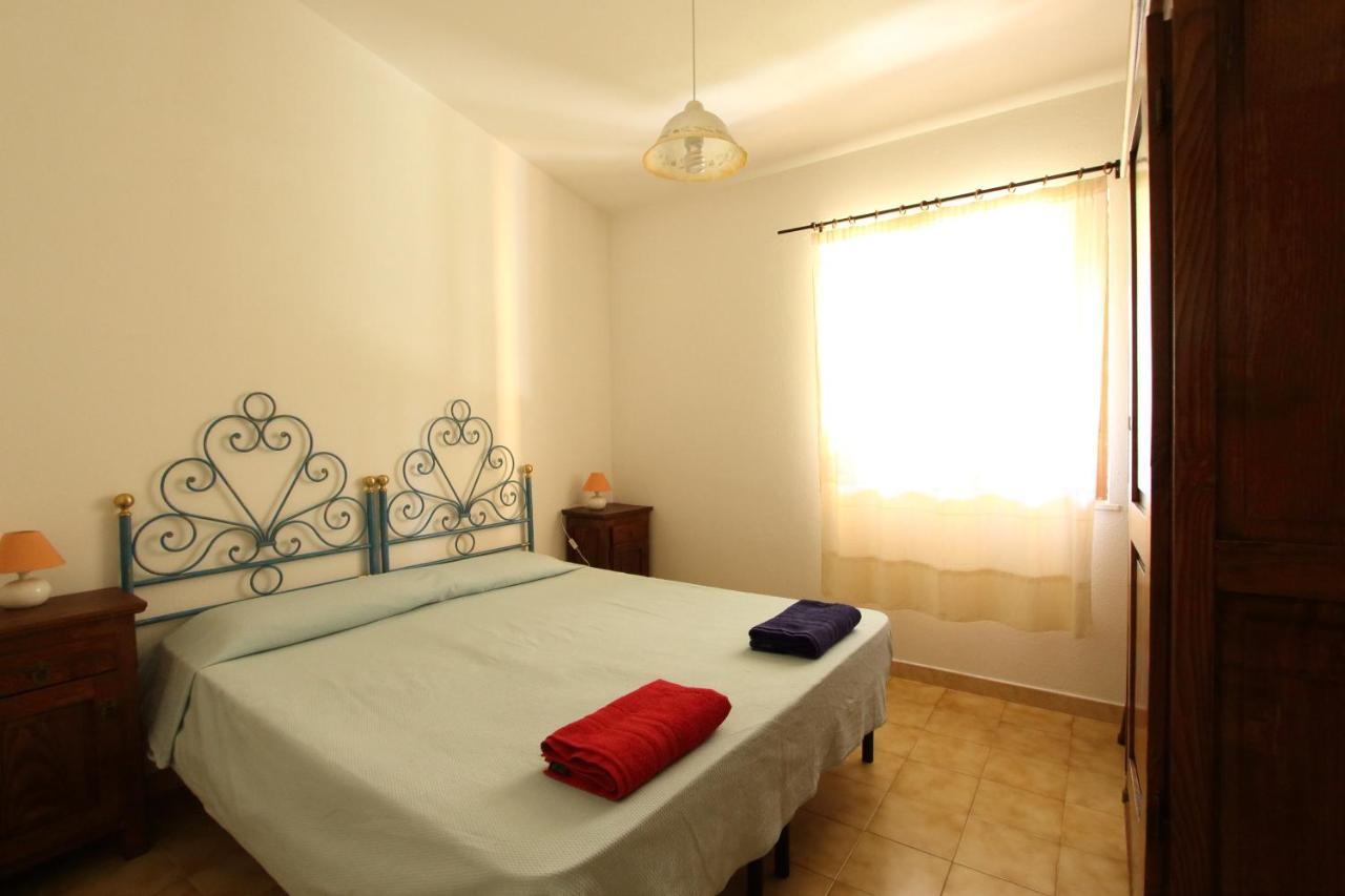Oasi Apartment San Teodoro  Bagian luar foto