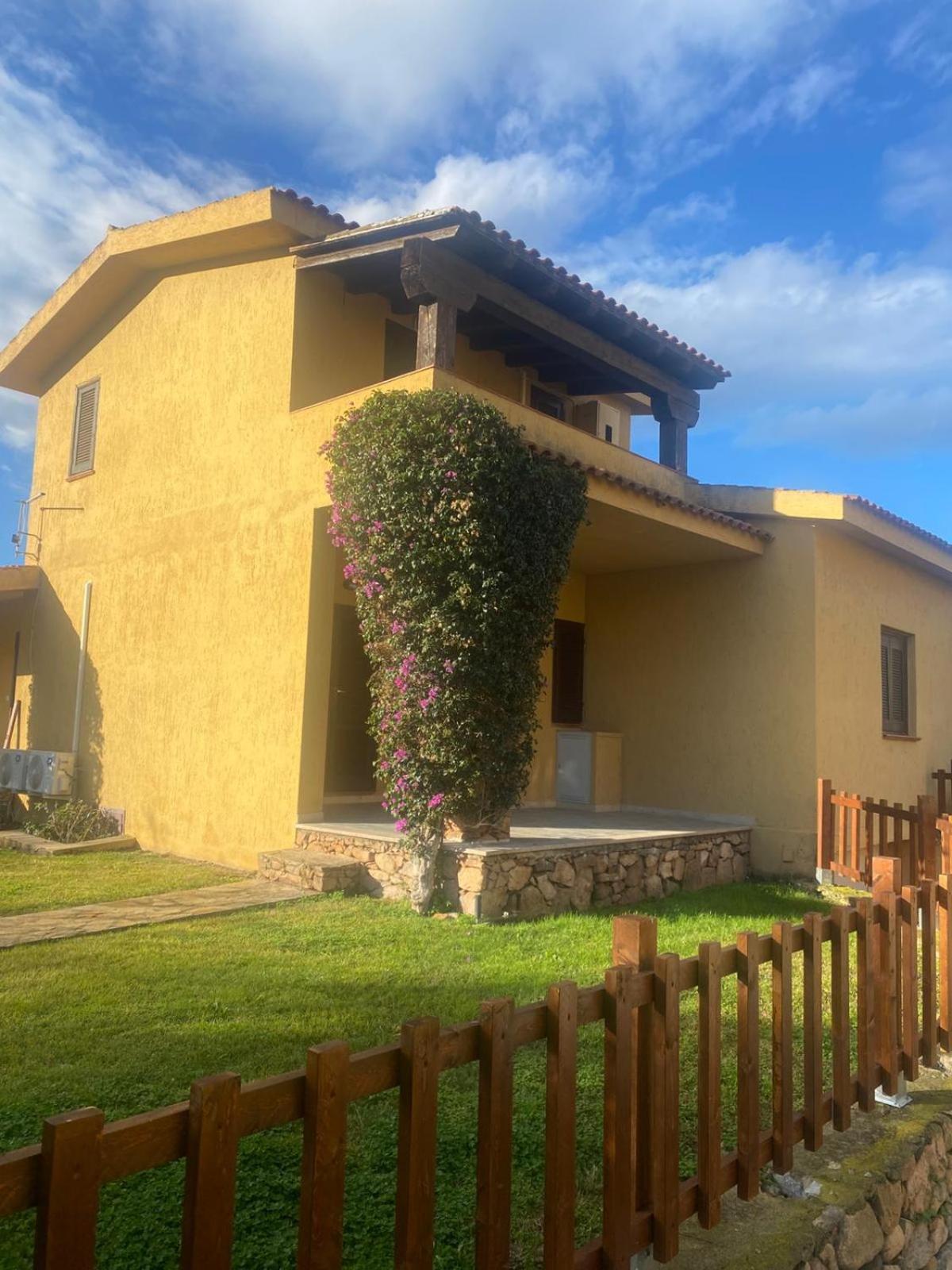 Oasi Apartment San Teodoro  Bagian luar foto