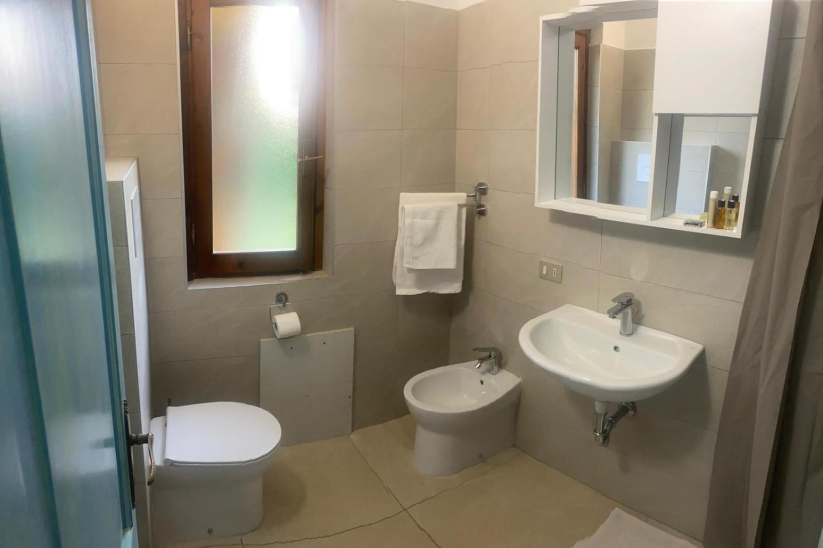 Oasi Apartment San Teodoro  Bagian luar foto