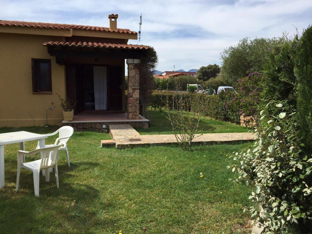 Oasi Apartment San Teodoro  Bagian luar foto