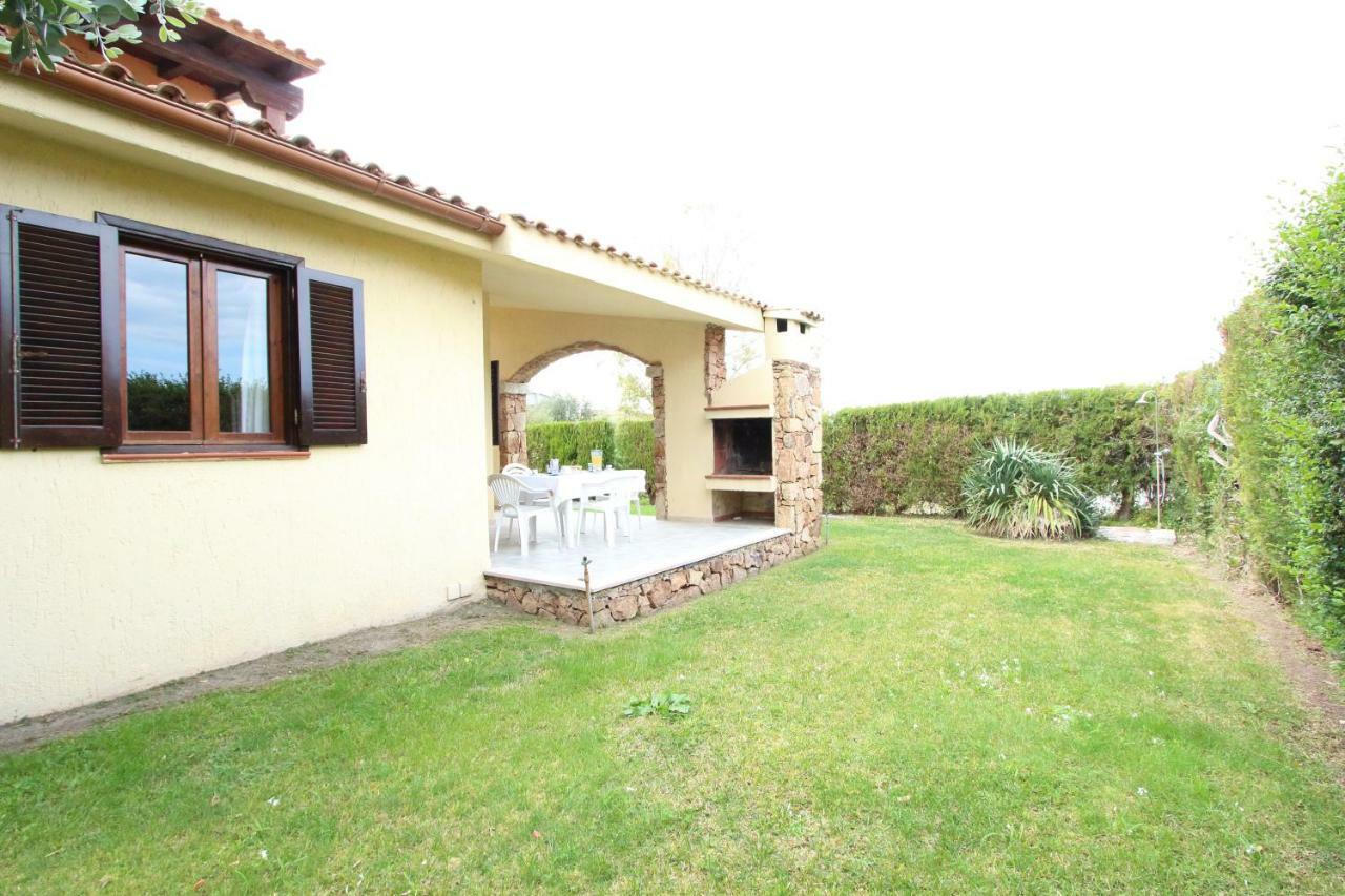 Oasi Apartment San Teodoro  Bagian luar foto