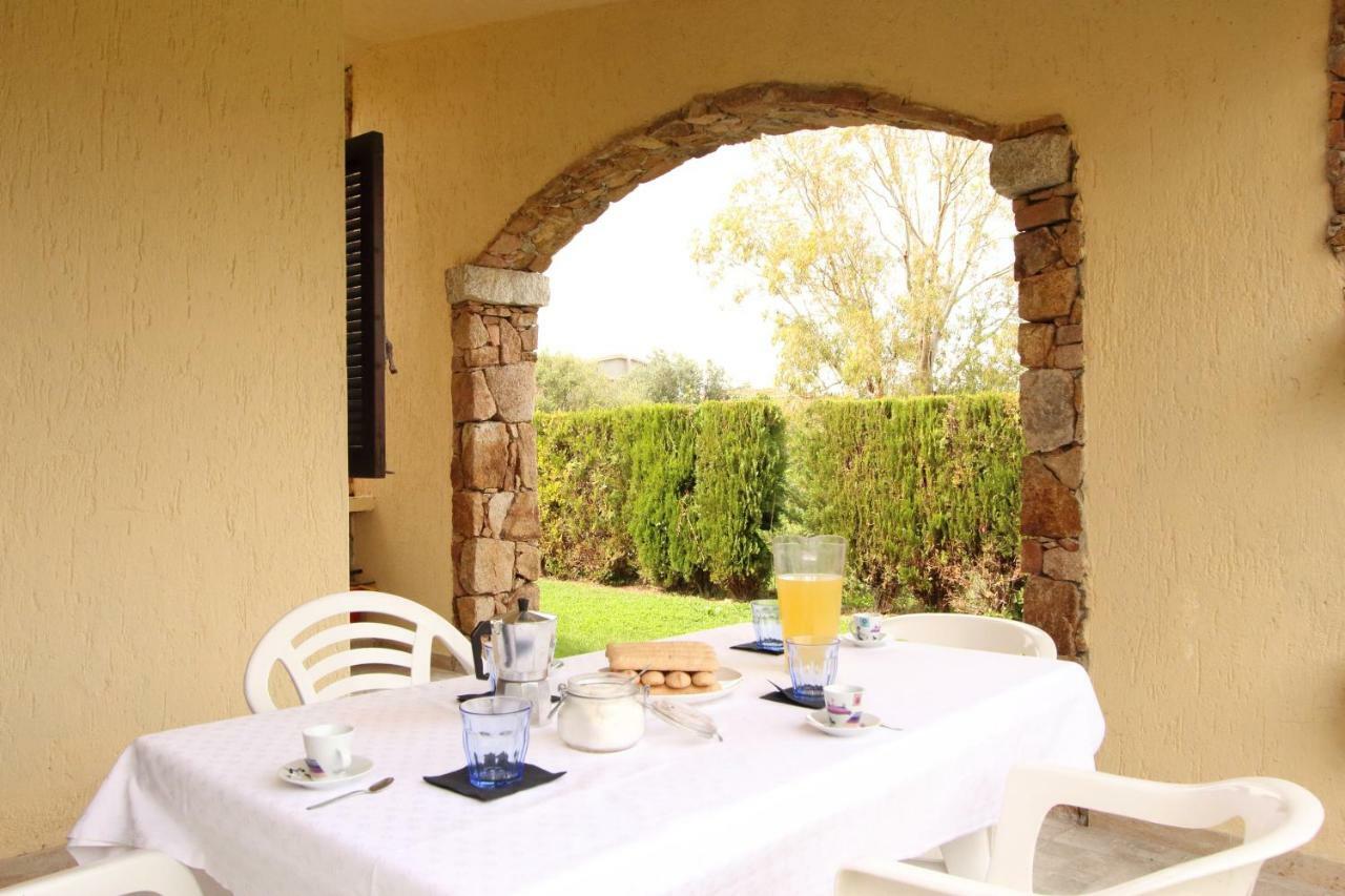 Oasi Apartment San Teodoro  Bagian luar foto