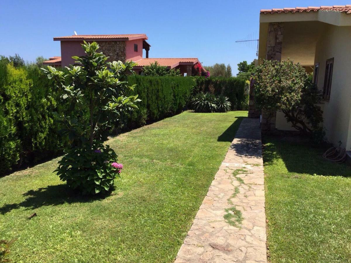 Oasi Apartment San Teodoro  Bagian luar foto