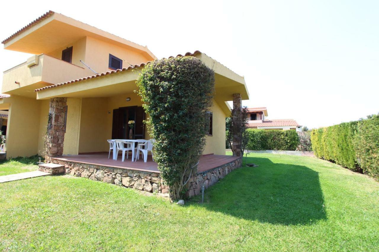 Oasi Apartment San Teodoro  Bagian luar foto
